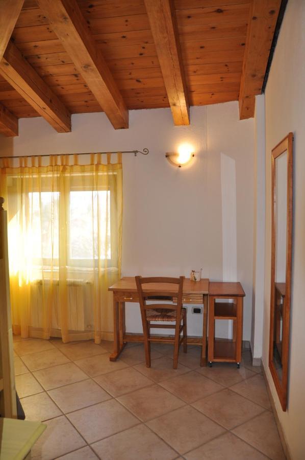 Isili B&B Casa Ghiani מראה חיצוני תמונה